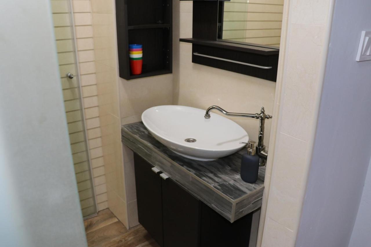 Petofi Apartman Apartment Szeged Ngoại thất bức ảnh